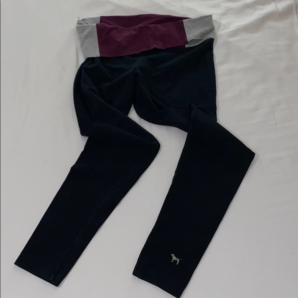 Glittery maroon yoga pants